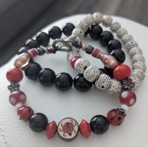 Spotted Ladybug Bracelet Set